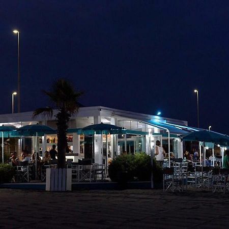 Апартаменты La Terrazza Sul Mare Di Roma, Wifi, Ac Лидо-ди-Остия Экстерьер фото