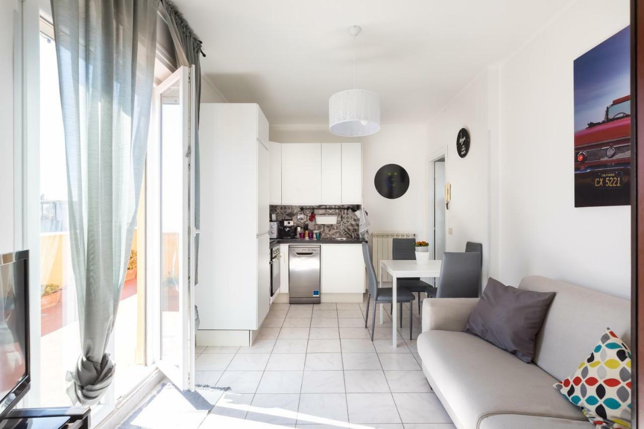 Апартаменты La Terrazza Sul Mare Di Roma, Wifi, Ac Лидо-ди-Остия Экстерьер фото
