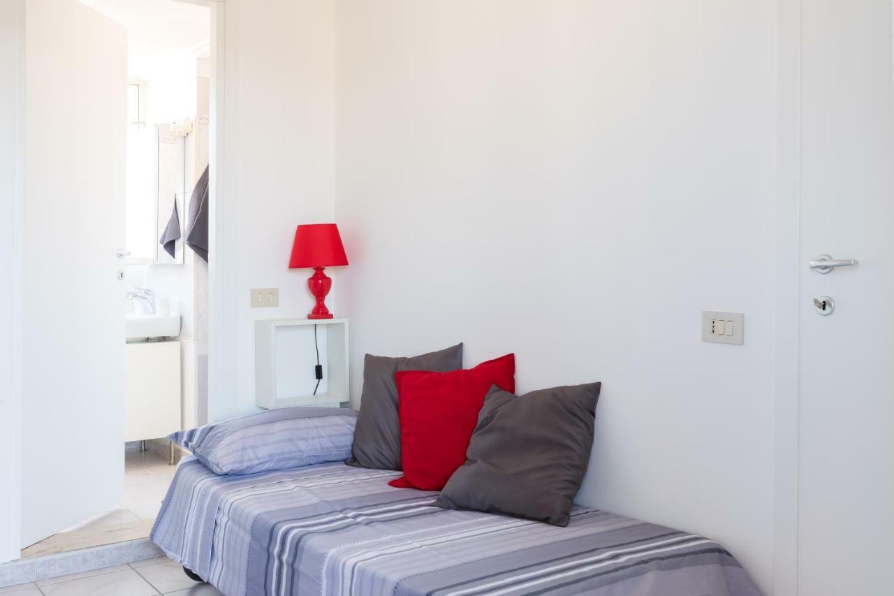 Апартаменты La Terrazza Sul Mare Di Roma, Wifi, Ac Лидо-ди-Остия Экстерьер фото