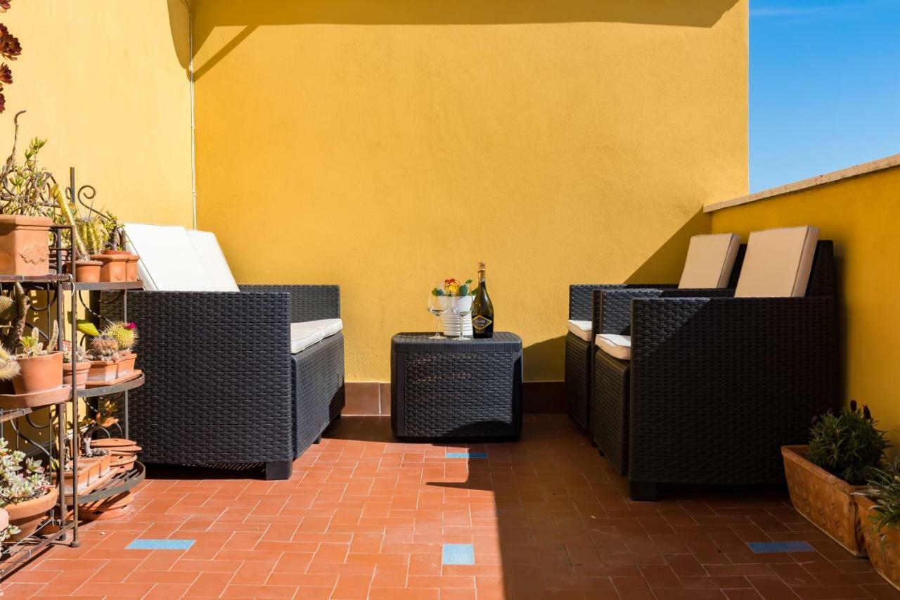 Апартаменты La Terrazza Sul Mare Di Roma, Wifi, Ac Лидо-ди-Остия Экстерьер фото