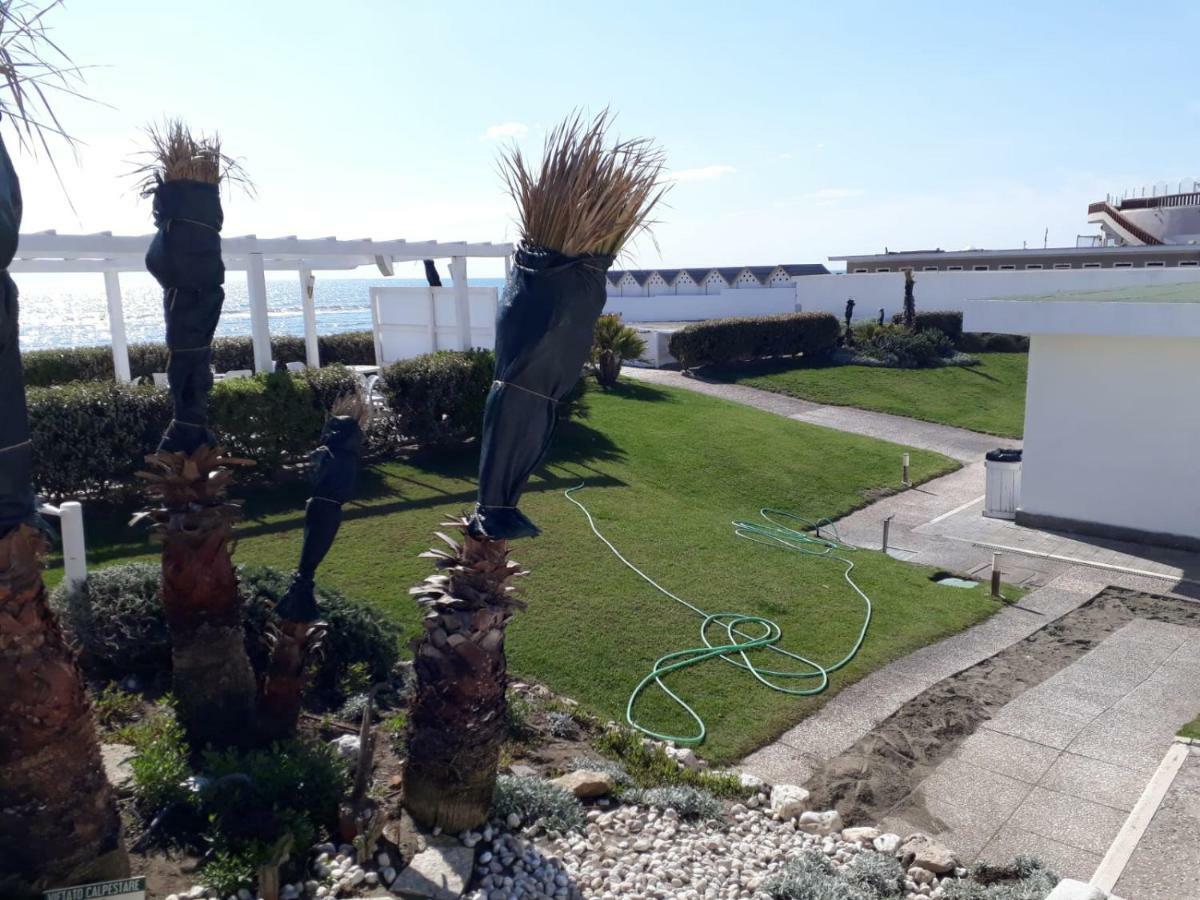 Апартаменты La Terrazza Sul Mare Di Roma, Wifi, Ac Лидо-ди-Остия Экстерьер фото