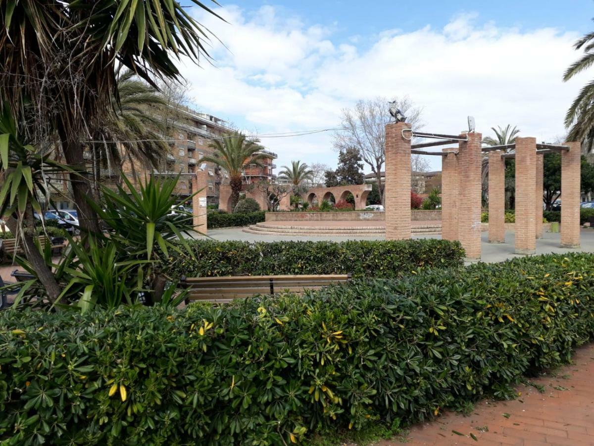 Апартаменты La Terrazza Sul Mare Di Roma, Wifi, Ac Лидо-ди-Остия Экстерьер фото
