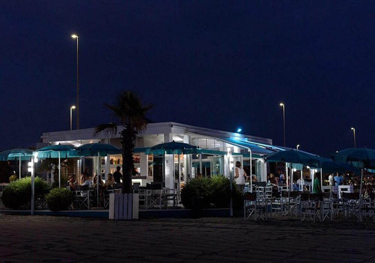 Апартаменты La Terrazza Sul Mare Di Roma, Wifi, Ac Лидо-ди-Остия Экстерьер фото